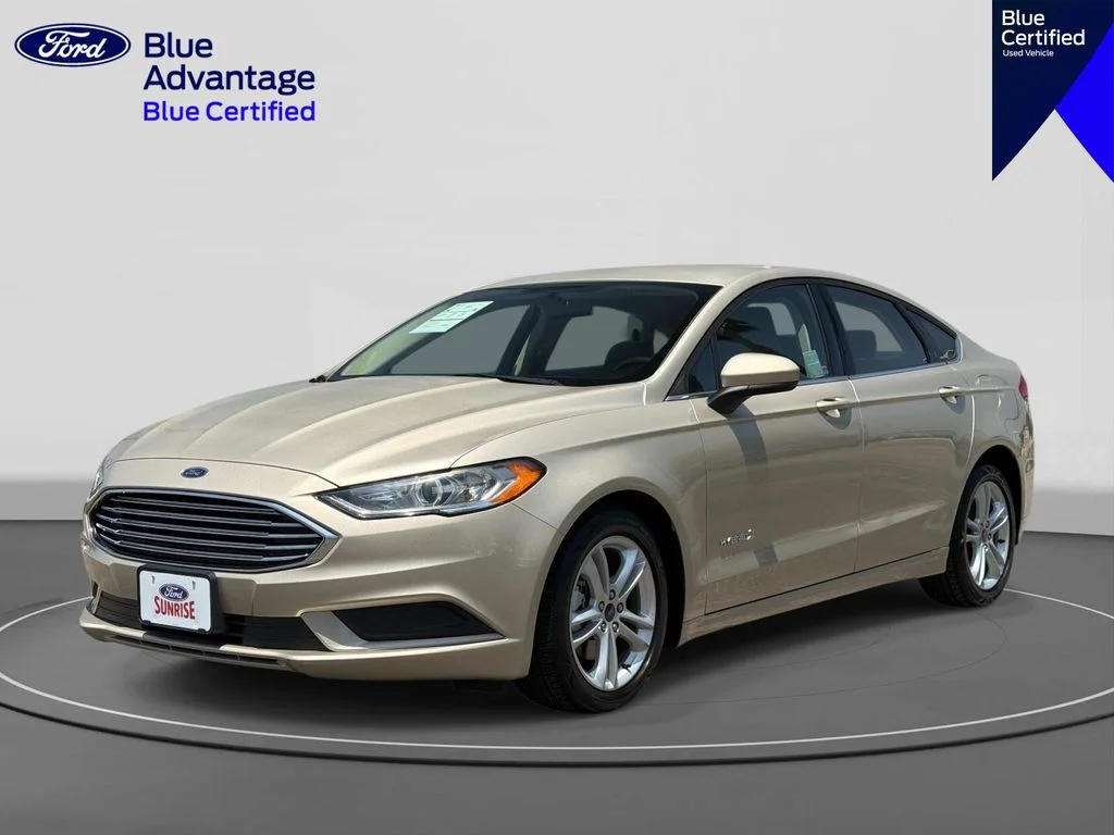 2018 Ford Fusion S's photo