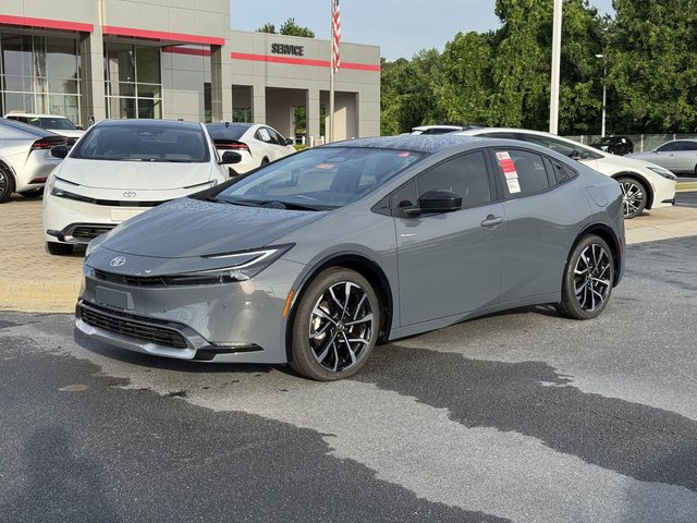 2025 Toyota Prius Plug-in Hybrid XSE