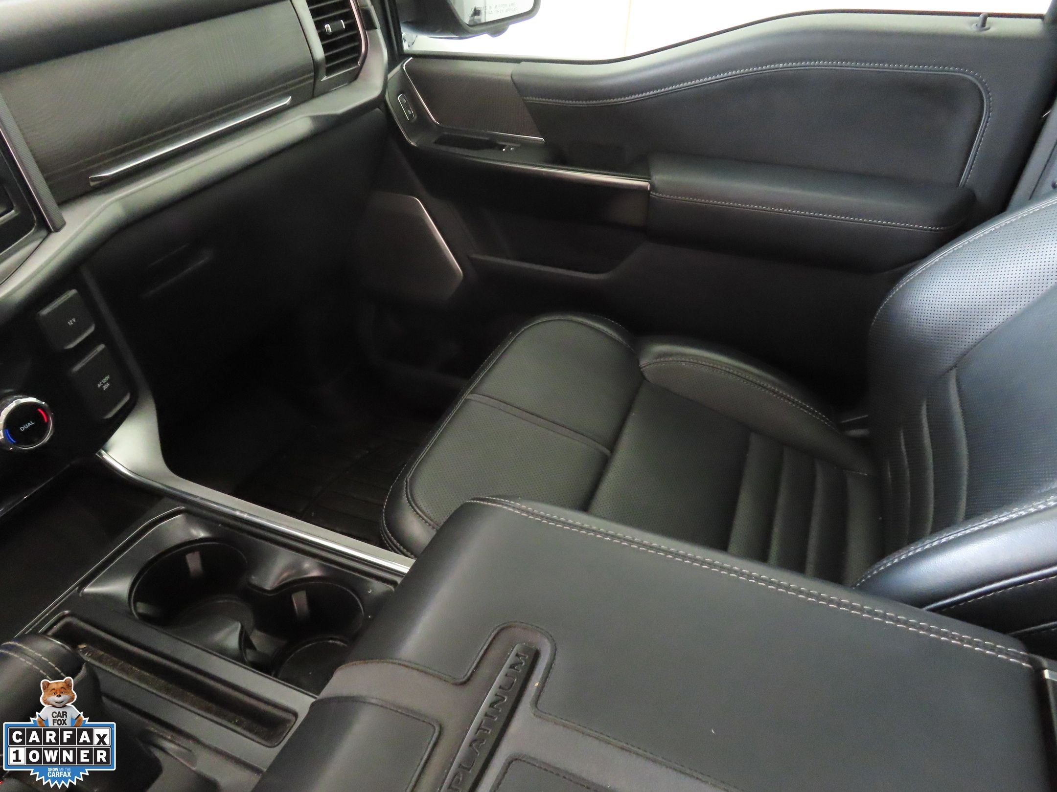 Used 2022 Blue Ford Platinum image 19