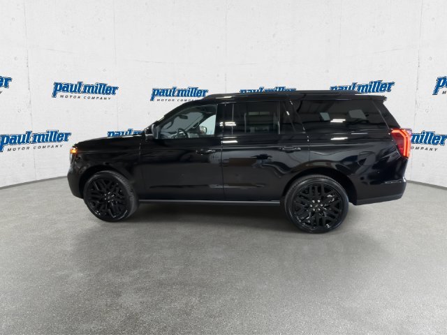 New 2027 Agate Black Metallic Ford Platinum image 7