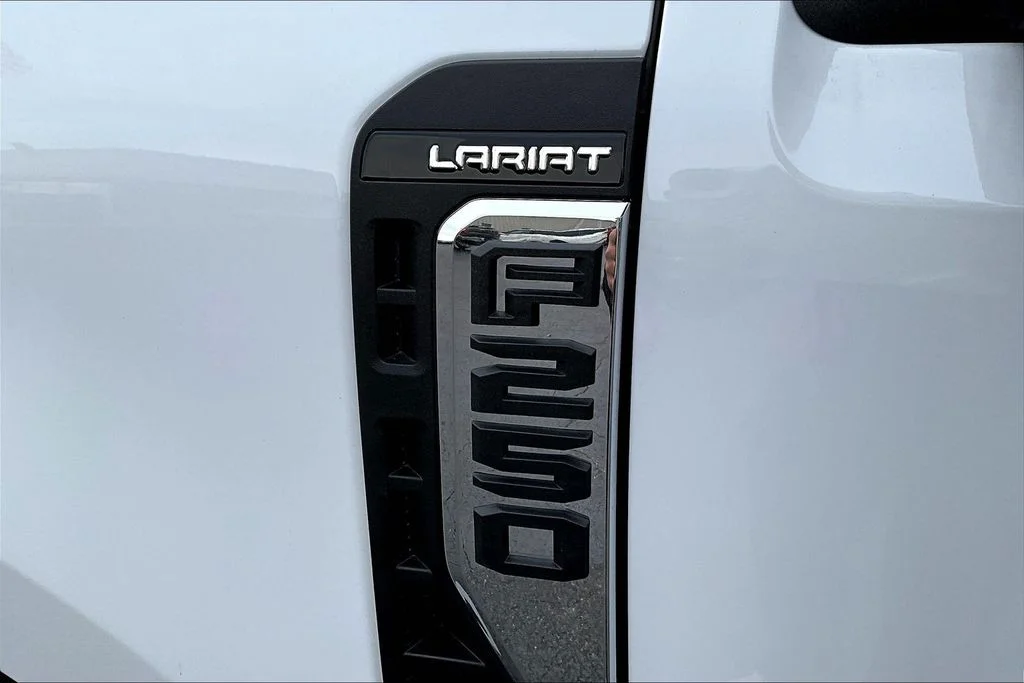 2026 Ford F-250 Super Duty Lariat - Photo 9