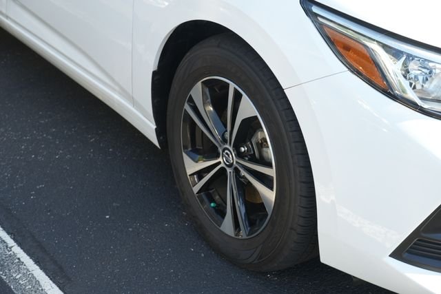 Used 2022 White Nissan SV image 2