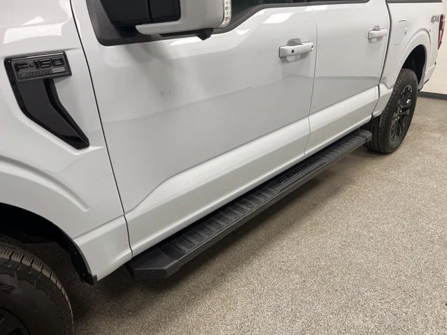 2025 Ford F-150 Lariat - Photo 11