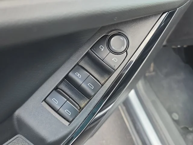 Used 2025 Sterling Gray Metallic Chevrolet LT image 12