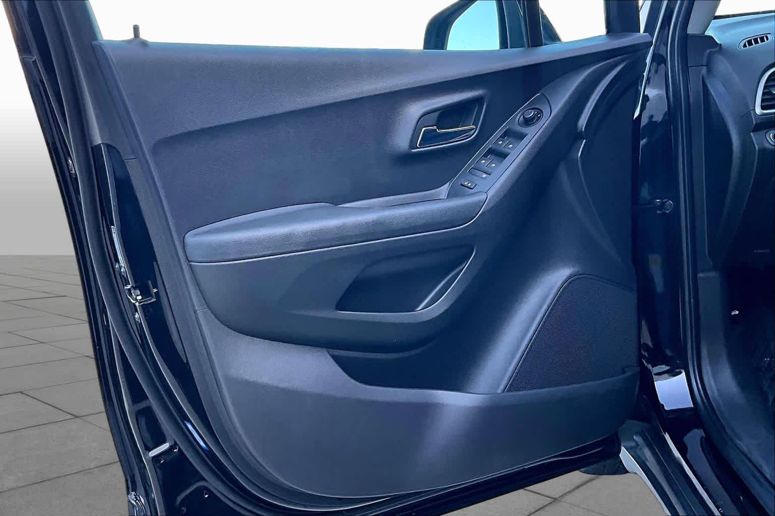 Used 2019 Mosaic Black Metallic Chevrolet LS image 19