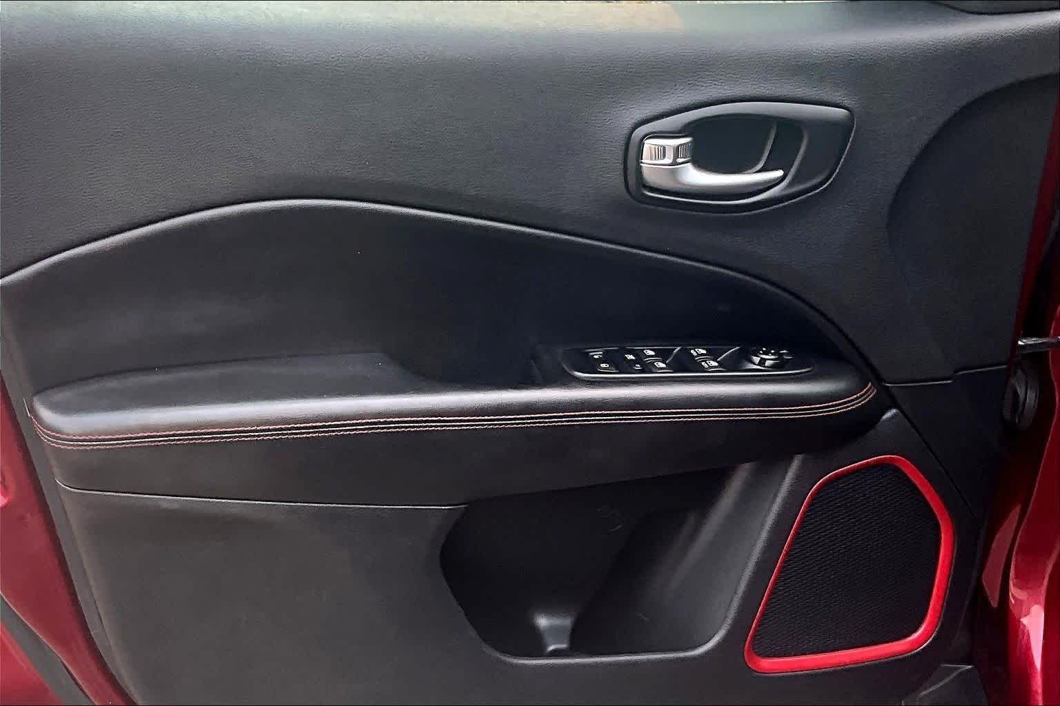 Used 2021 Velvet Red Pearlcoat Jeep Trailhawk image 20
