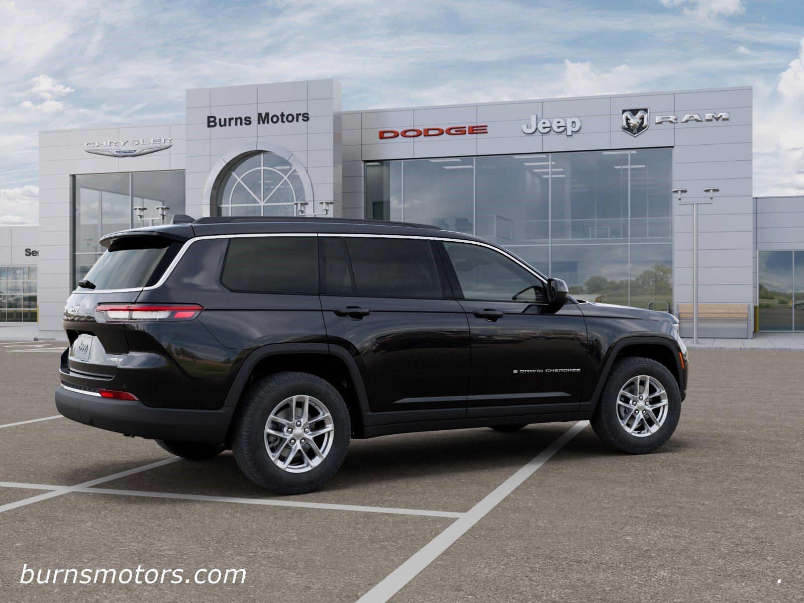 New 2026 Diamond Black Crystal Pearl-Coat Exterior Paint Jeep Laredo image 4