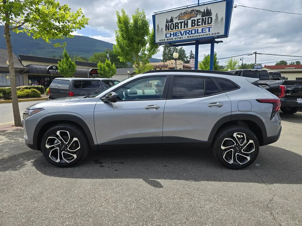 2026 Chevrolet Trax RS - Photo 8