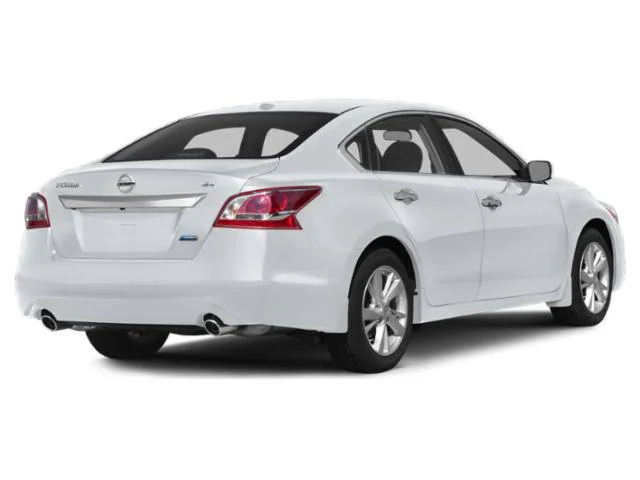 Used 2015 Nissan Altima SV with VIN 1N4AL3AP0FC253115 for sale in Waite Park, MN