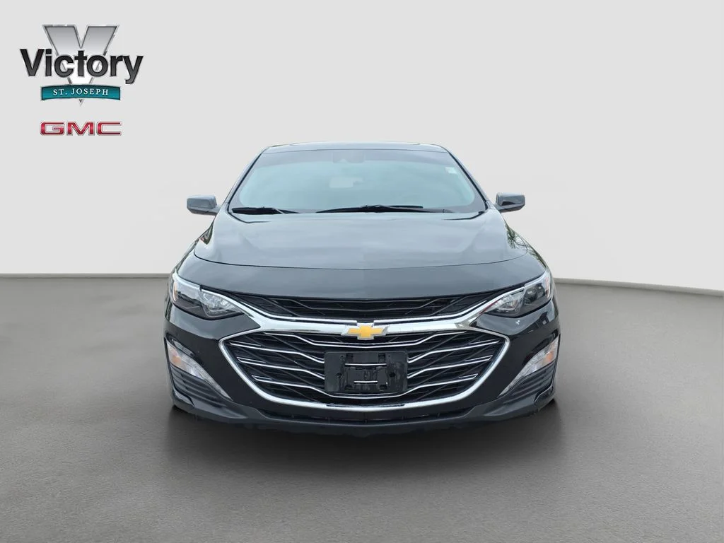 Used 2023 Chevrolet Malibu 1LT with VIN 1G1ZD5ST2PF144102 for sale in Kansas City