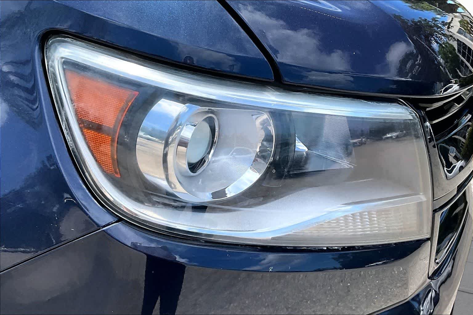 Used 2018 Centennial Blue Metallic Chevrolet 4WD Z71 image 27