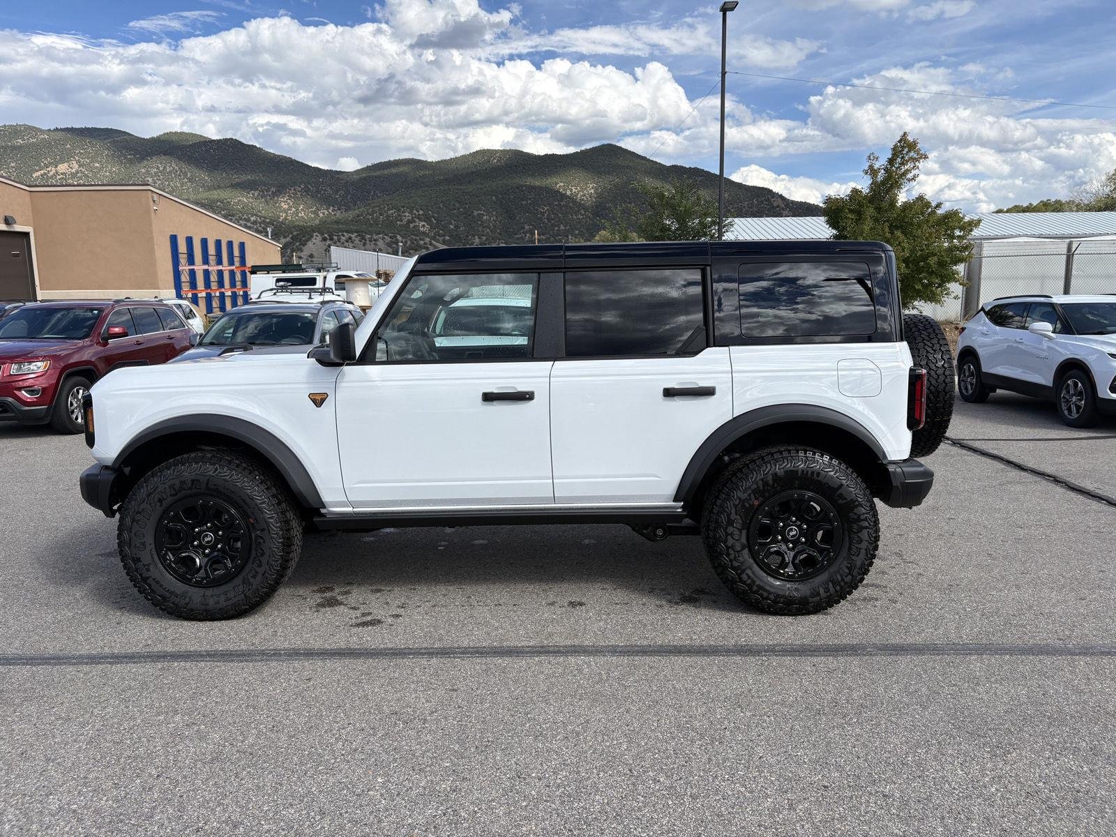 New 2026 Oxford White Ford Badlands® image 2
