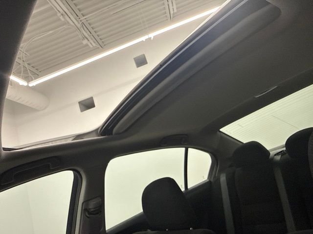 Used 2011 Silver Honda EX image 24