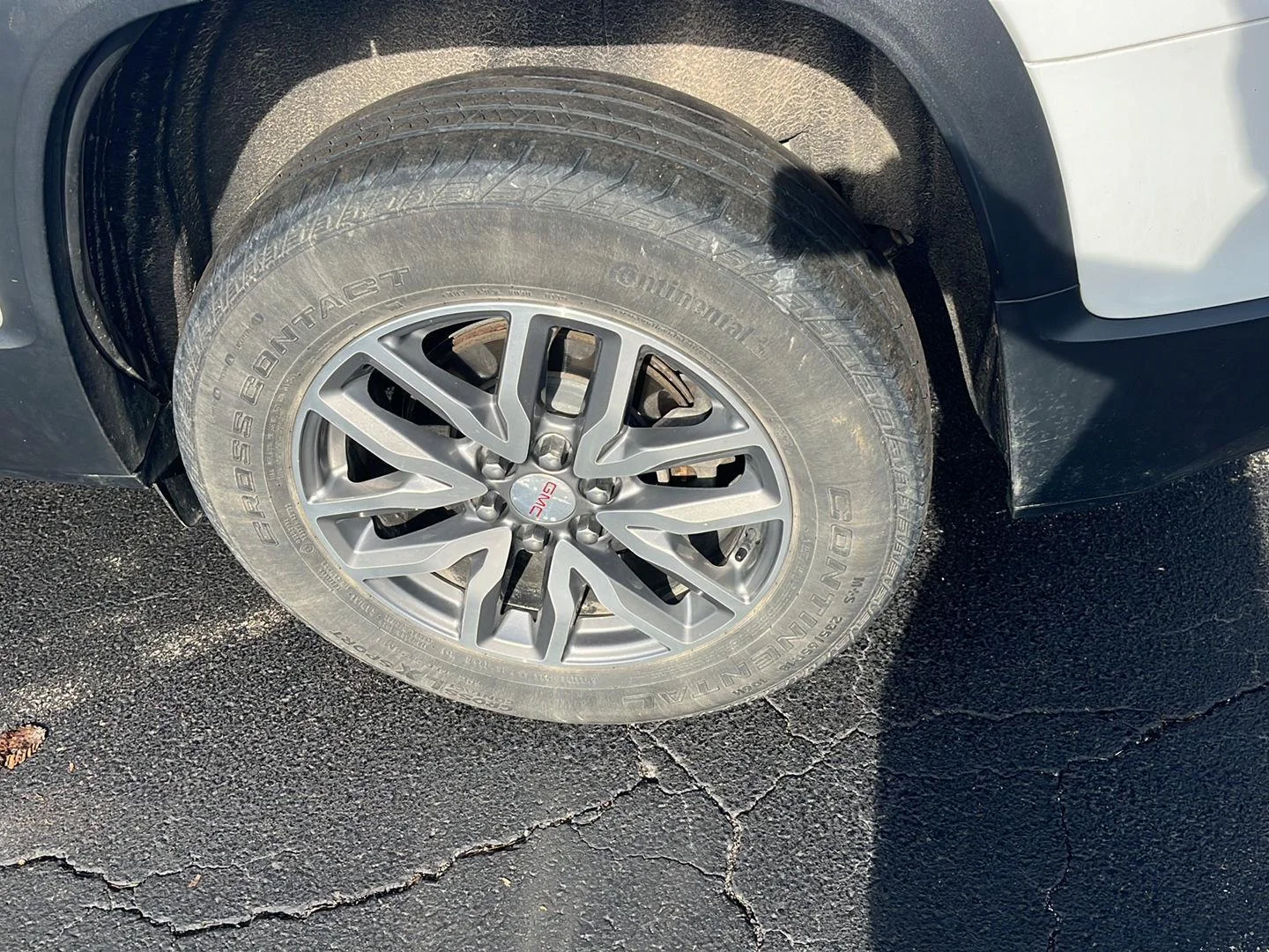 Used 2019 SUMMIT WHITE GMC SLE image 34