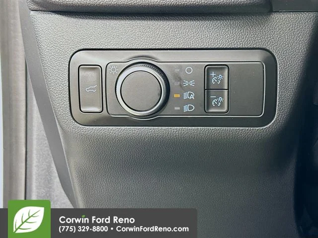 New 2026 Oxford White Ford Active image 11