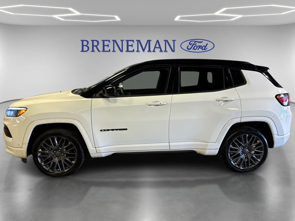 Used 2023 Bright White Clearcoat Jeep High Altitude image 11