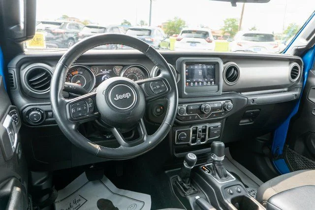 Used 2022 Blue Jeep Sport image 12
