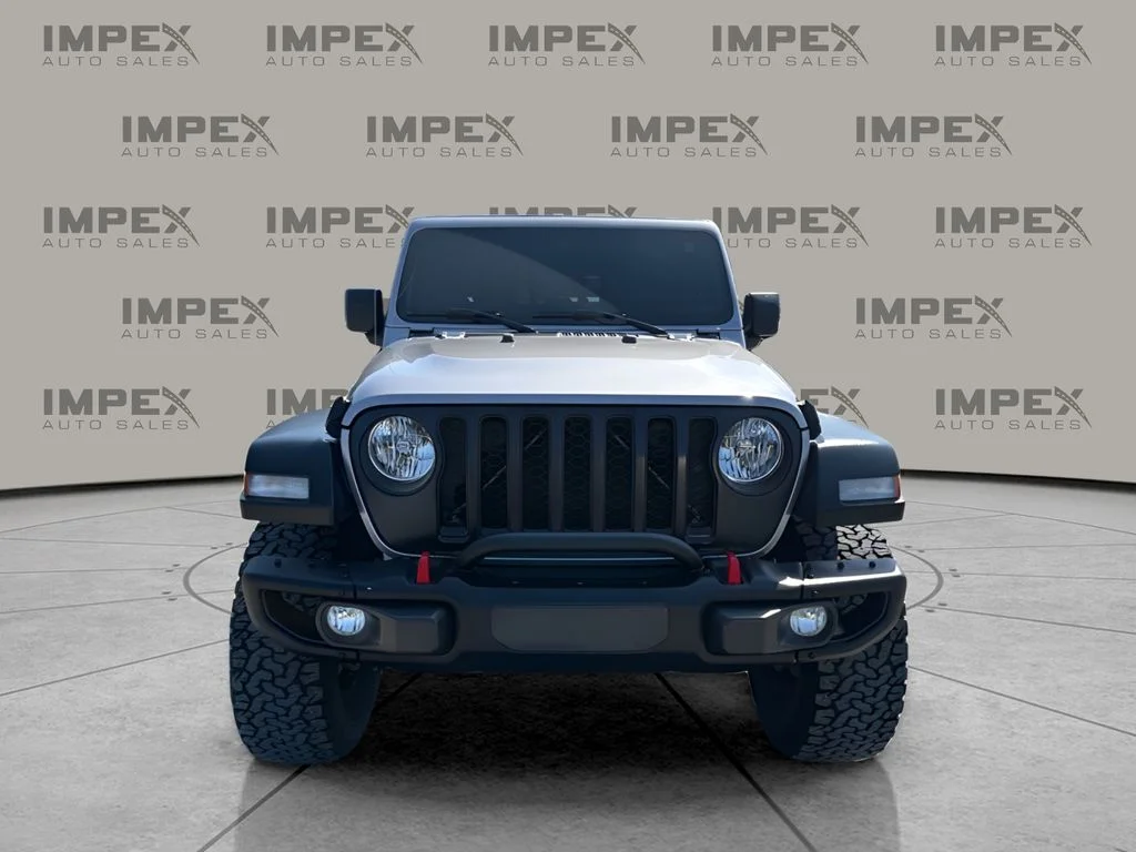 Used 2020 Silver Jeep Sport image 5