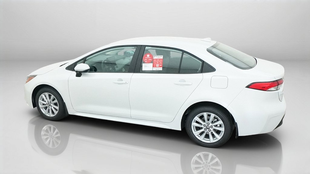 New 2027 Wind Chill Pearl Toyota LE image 26