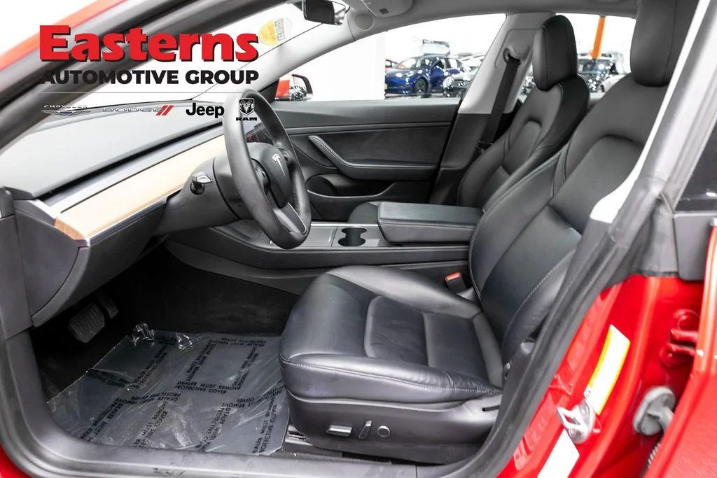 Used 2021 Red Tesla Standard Range Plus image 13