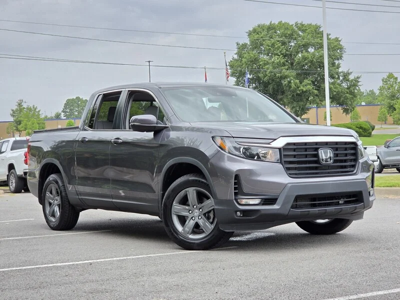 Used 2023 Modern Steel Metallic Honda RTL image 21