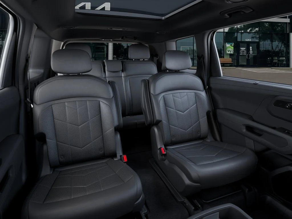New 2027 Ebony Black Kia X-PRO SX image 17