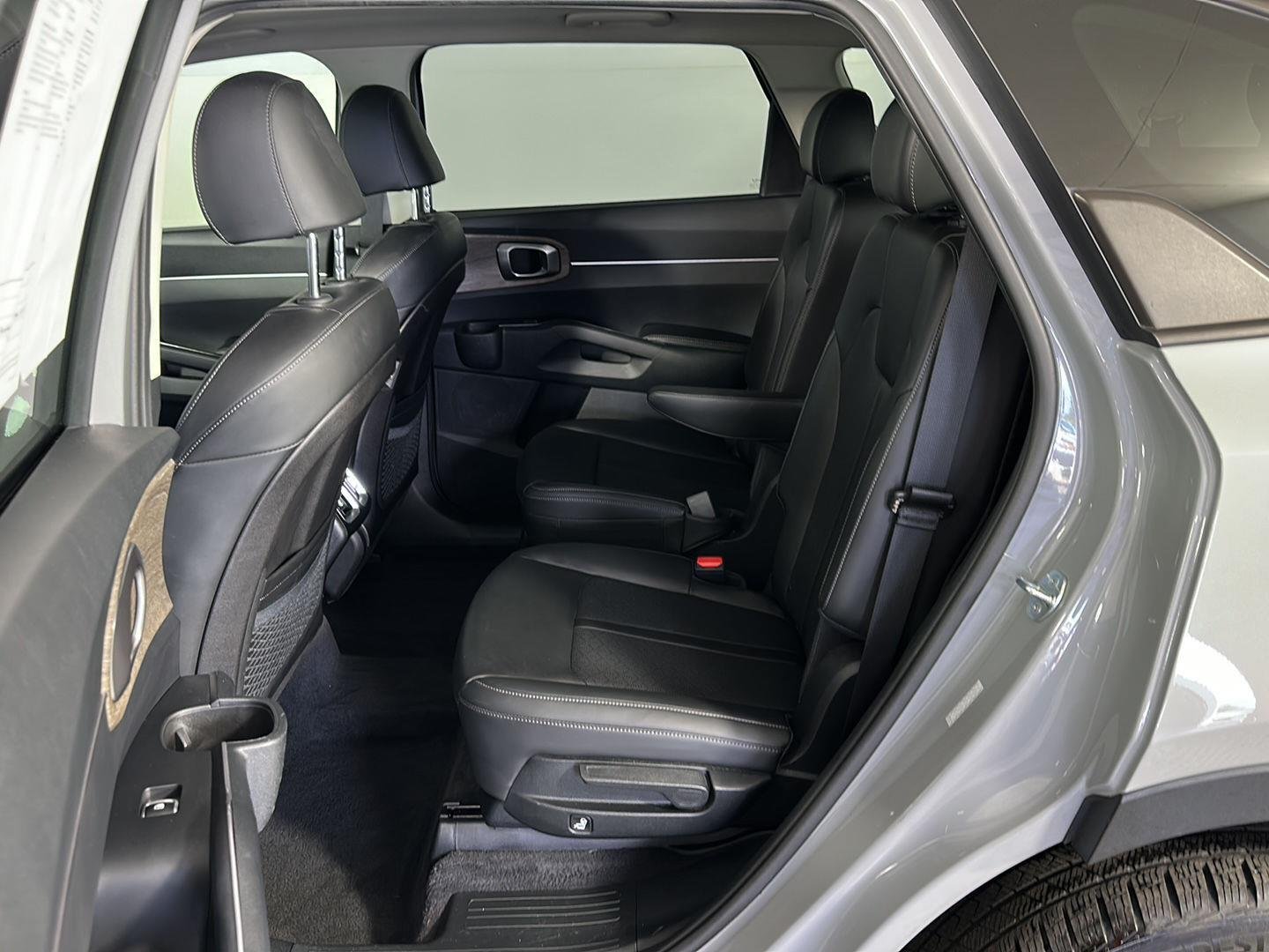 Used 2023 Wolf Gray Kia X-Line EX image 27
