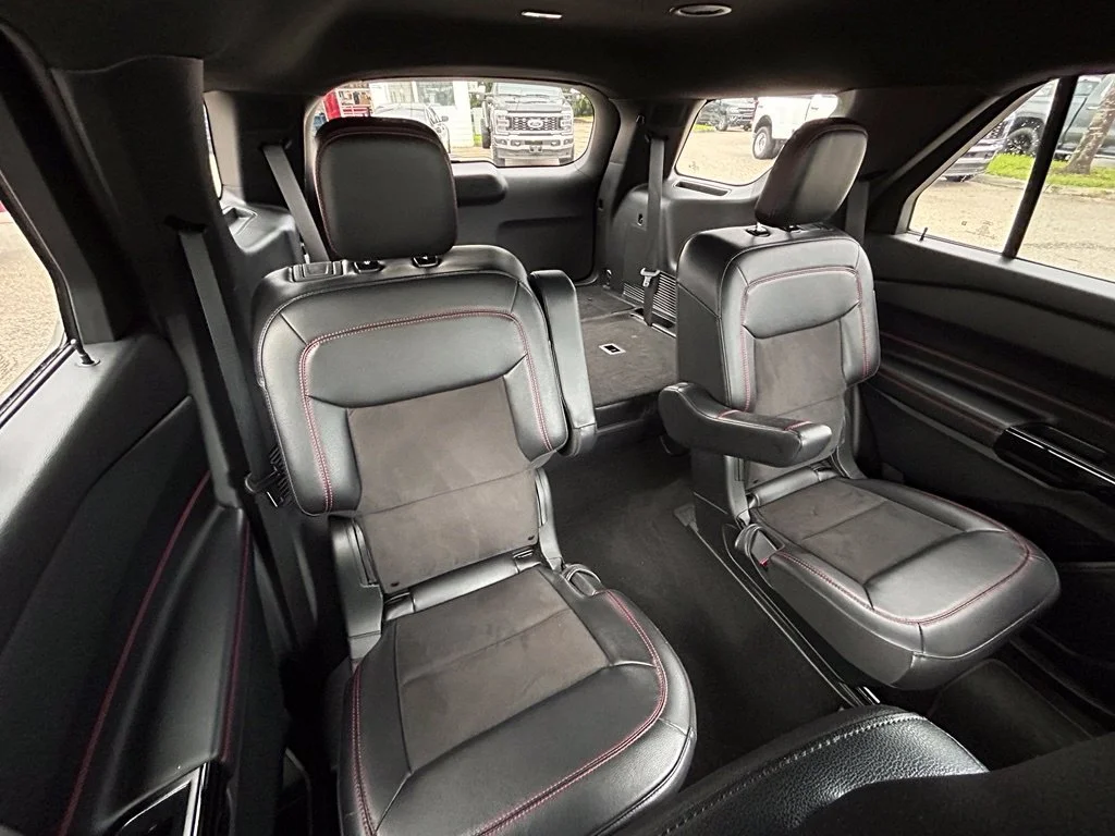 Used 2024 Black Metallic Ford ST-Line image 27