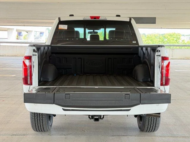 New 2026 White Ford Platinum image 15
