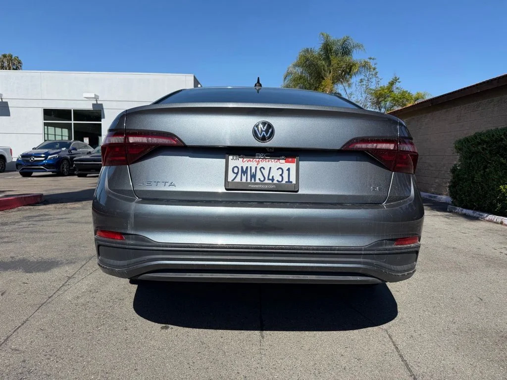 Used 2024 Gray Volkswagen 1.5T SE image 11