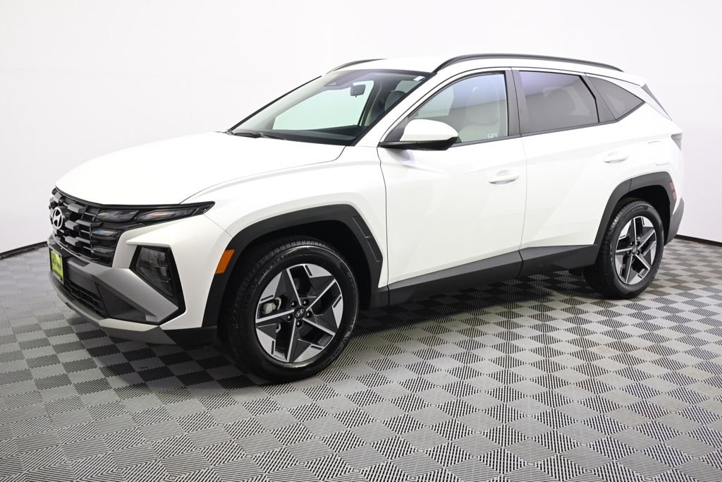 Certified 2025 Hyundai Tucson SEL with VIN 5NMJBCDE3SH505264 for sale in St. Louis Park, Minnesota