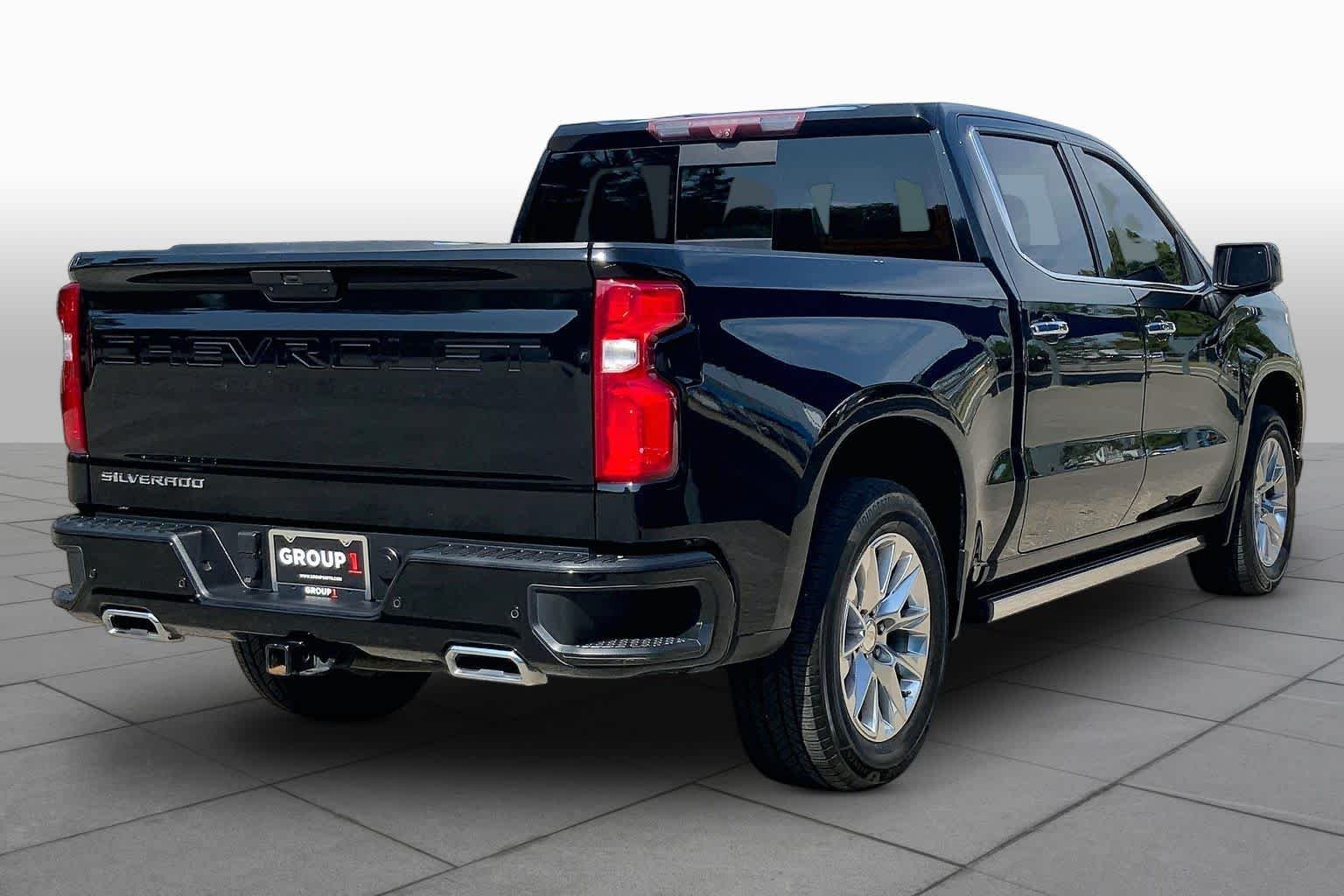 Used 2021 Black Chevrolet High Country image 12