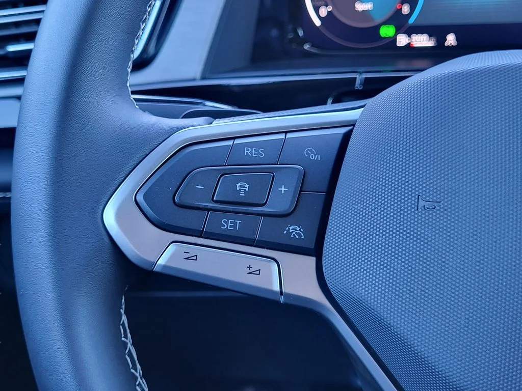 2026 Volkswagen Atlas Cross Sport SE w/Tech - Photo 11