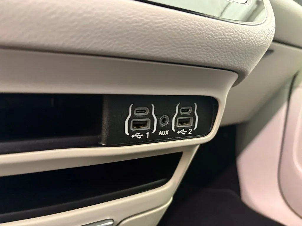 Used 2023 White Chrysler Touring L image 29