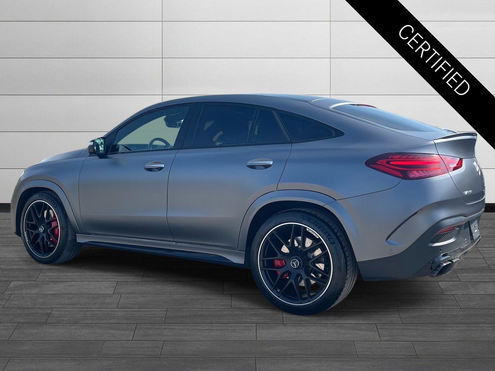 Certified Used 2025 Moonlight White Metallic Mercedes-Benz GLE 63 S AMG® image 4