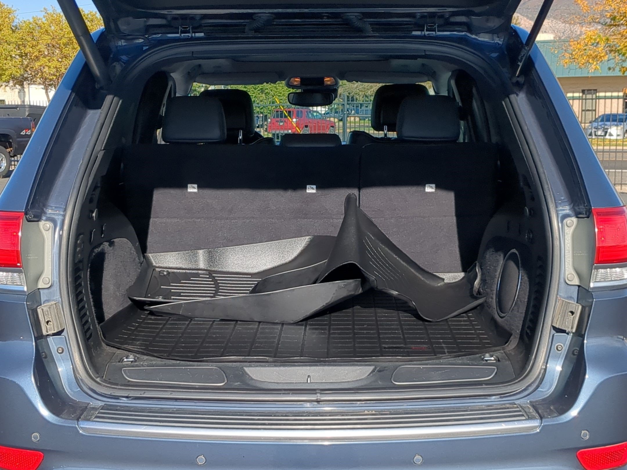 Used 2020 Slate Blue Pearlcoat Jeep Summit image 30