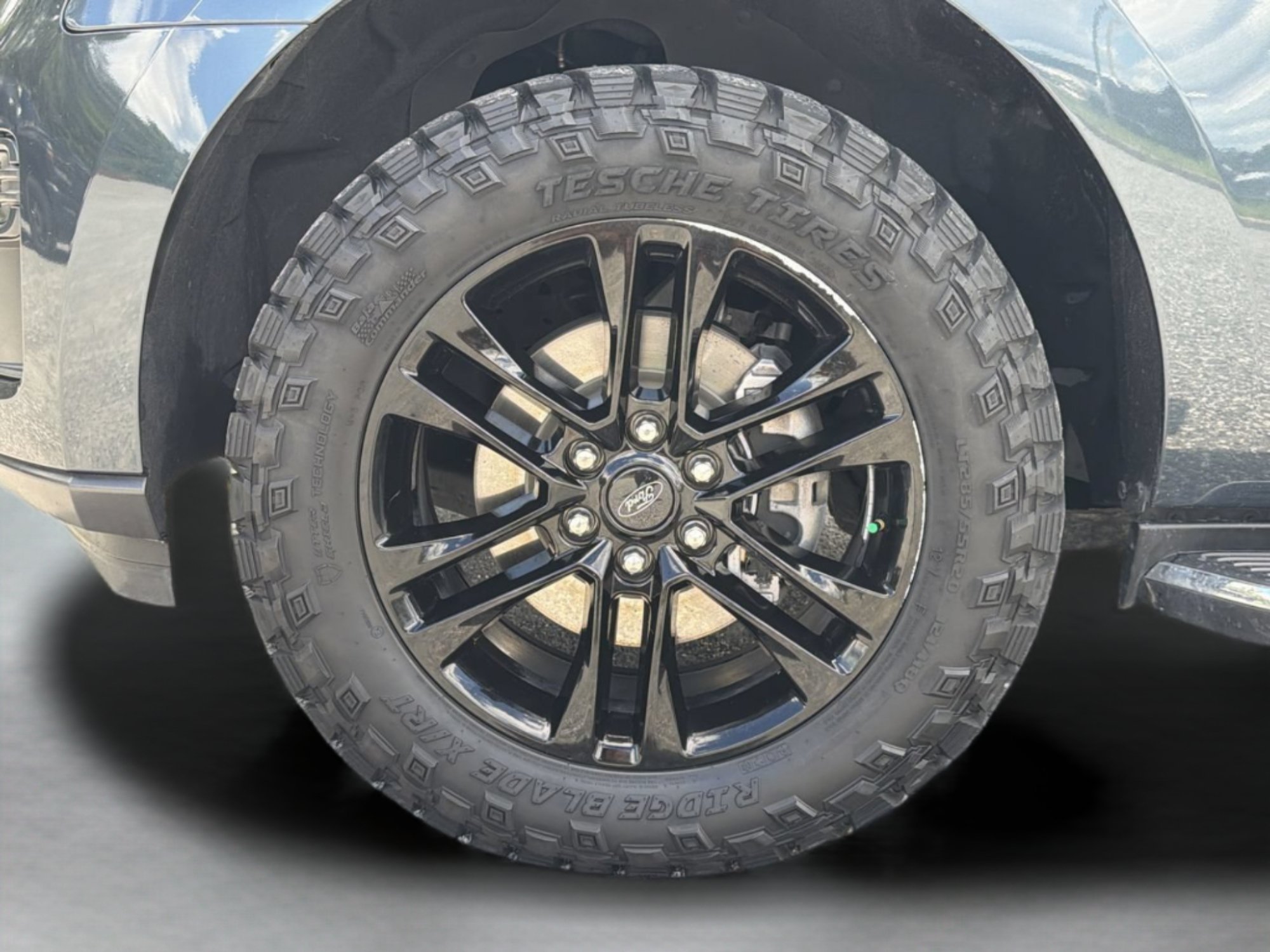 Used 2023 Blue Metallic Ford XLT image 34