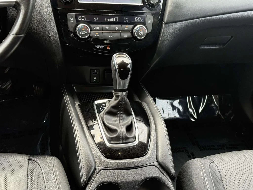 2017 Nissan Rogue SL - Photo 21