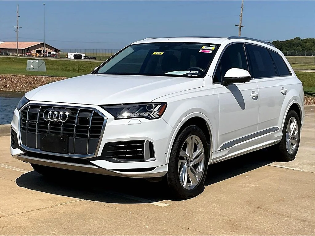 Used 2023 White Audi 55 Premium image 4
