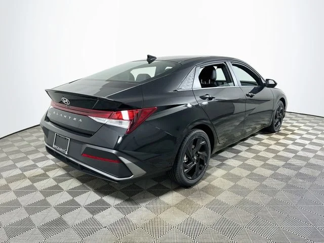 New 2026 Black Hyundai SEL Sport image 3