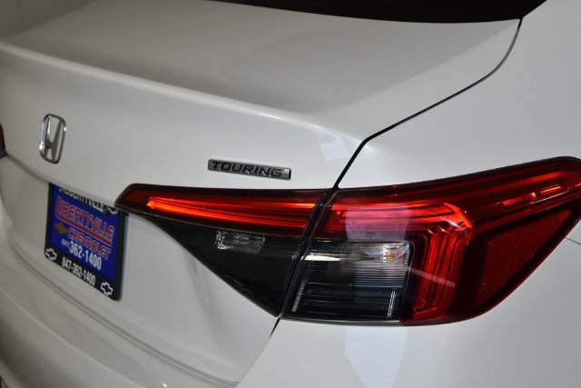 Used 2023  Honda Touring image 7