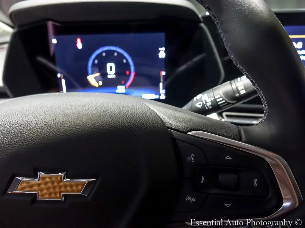 Used 2024 Blue Glow Metallic Chevrolet LT image 17