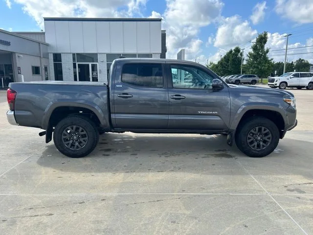 Used 2022 Gray Toyota SR5 image 4