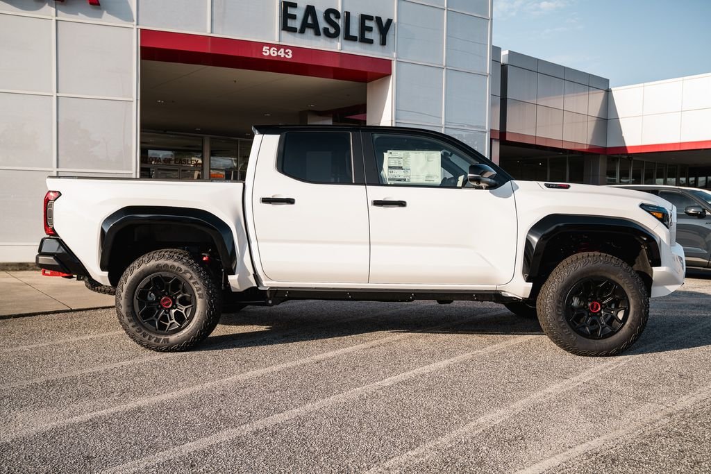 2026 Toyota Tacoma TRD Pro - Photo 9