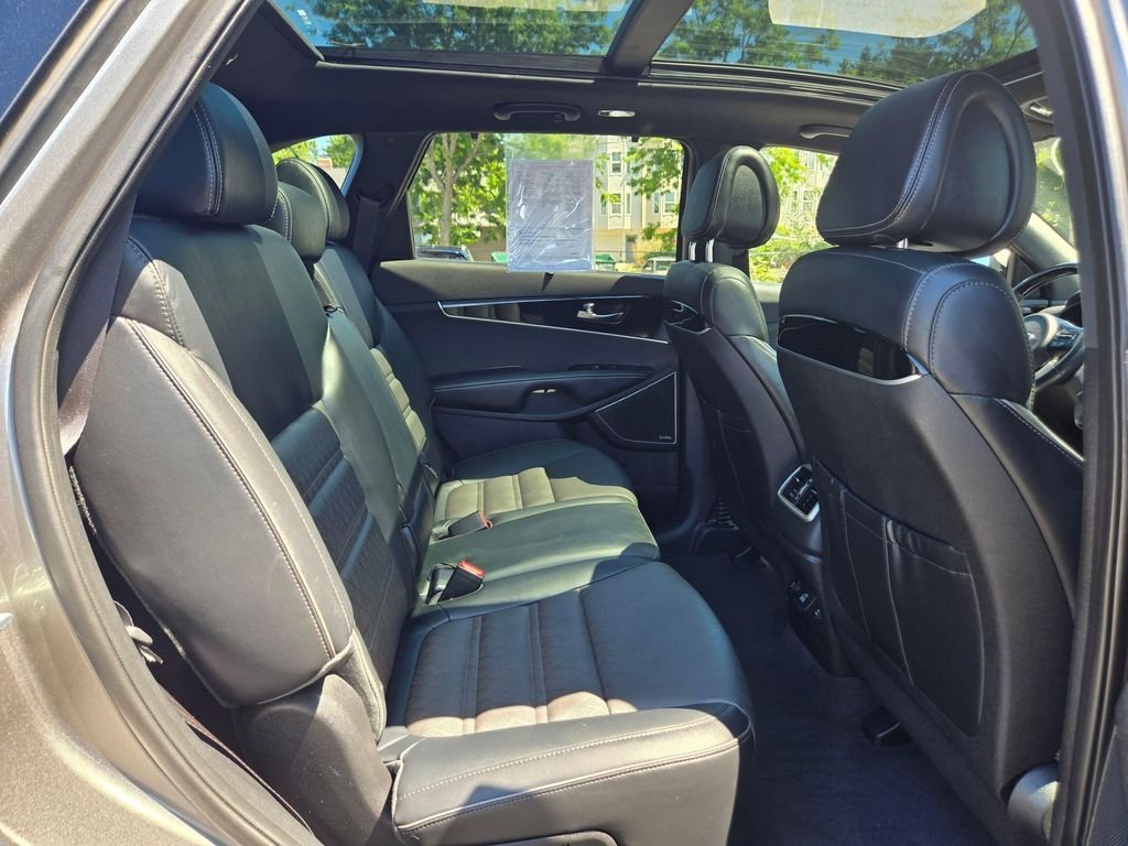 Used 2016 Titanium Silver Kia SX Limited image 12