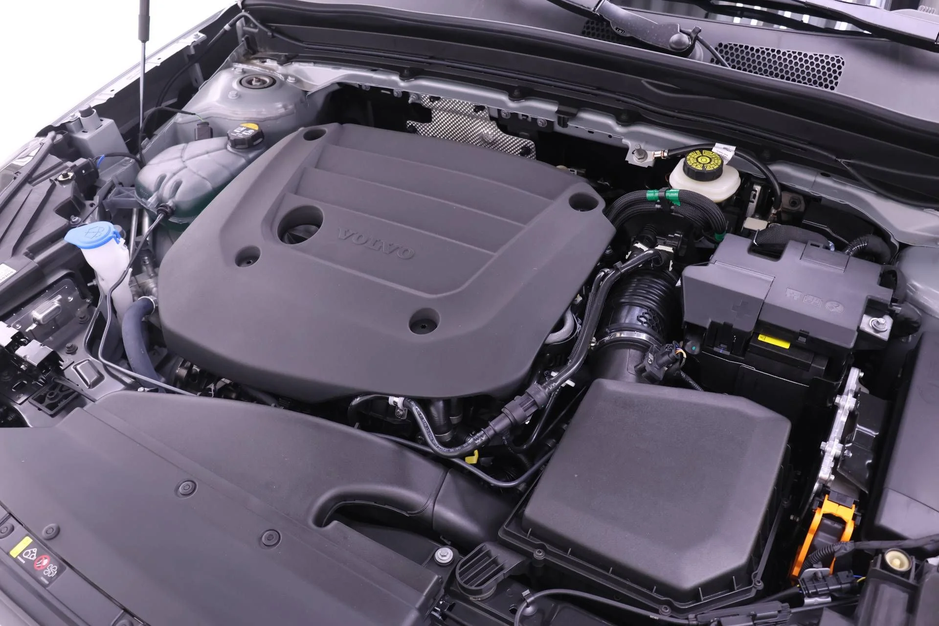 New 2026 Vapour Grey Volvo Core image 17