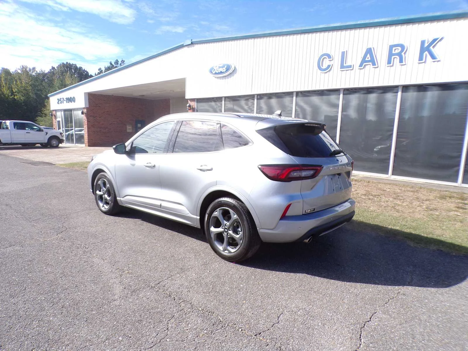Used 2023 Iconic Silver Metallic Ford ST-Line image 9