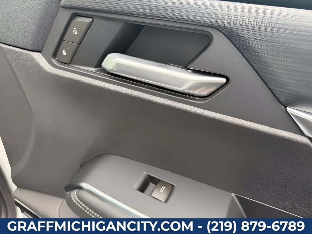 2026 GMC Acadia Elevation - Photo 37