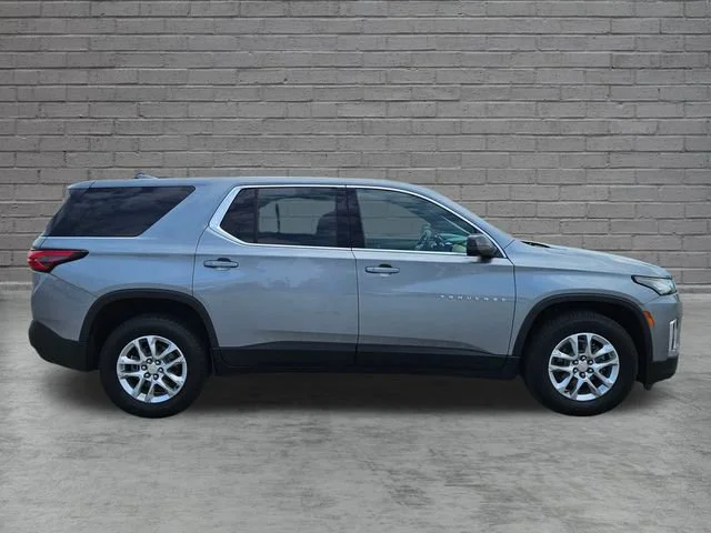 Used 2023 STERLING GRAY METALLIC Chevrolet LS image 6