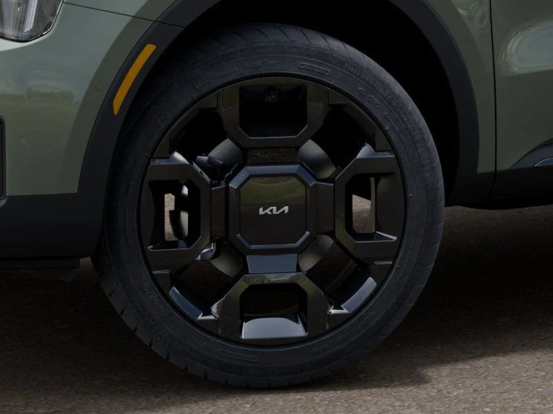 New 2026 Green Kia X-Line SX Prestige image 9